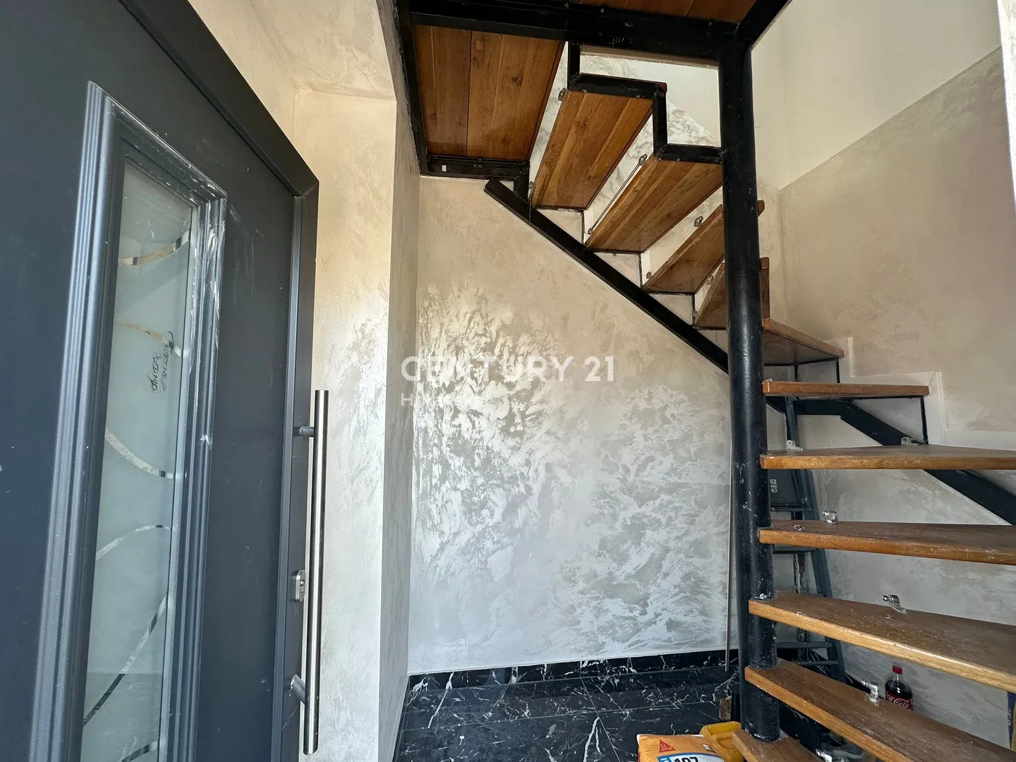 višestambena kuća sa 4 odvojena stana 263 m² , gornja dubrava (trnovčica) - slika 25