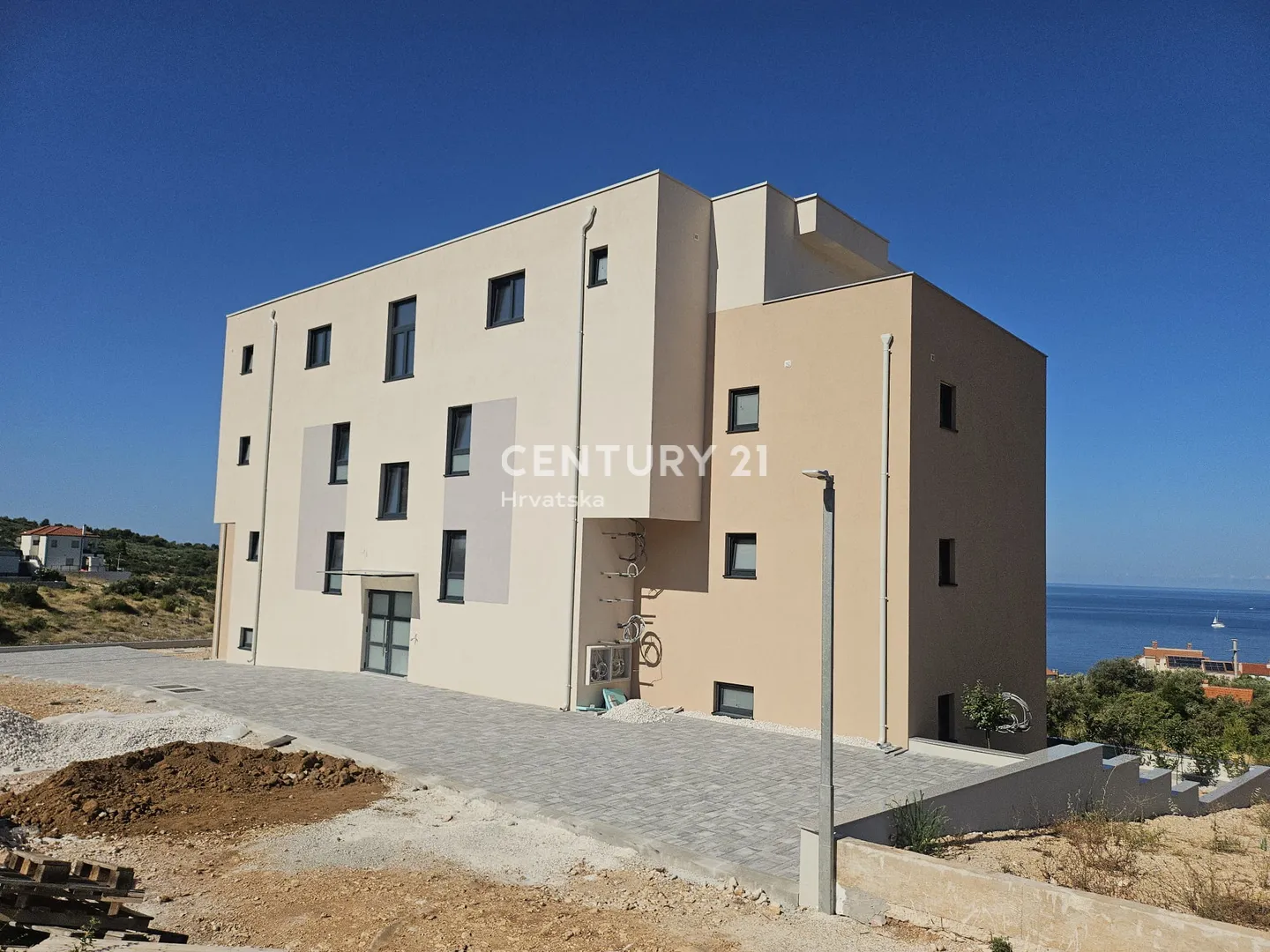 penthouse na trećem katu s pogledom na more- dolac, primošten - slika 16
