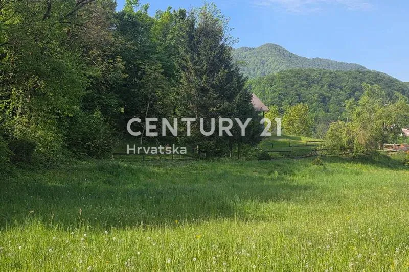 vitešinec (ivanec) | građevinsko zemljište 3938 m² | 3 minute od ivanca | pogled na ivanec - slika 2