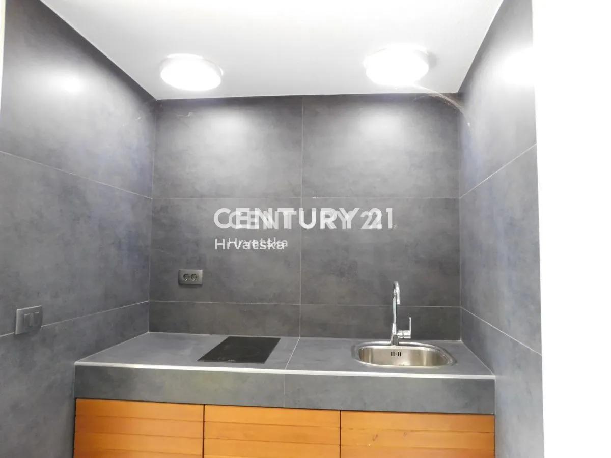 dva odvojena stana 80m2 i 75m2 vodice-350.000 eura - slika 5