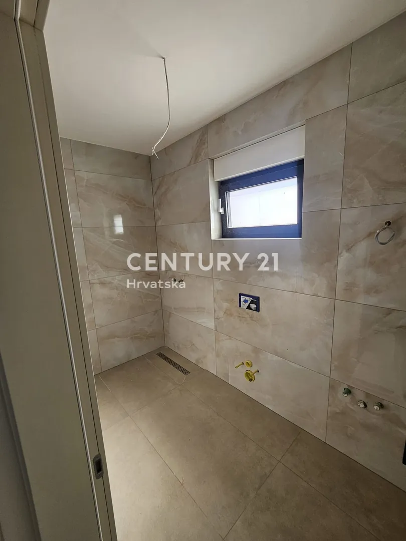 apartman u prizemlju s pogledom na more i vrtom - dolac, primošten - slika 30