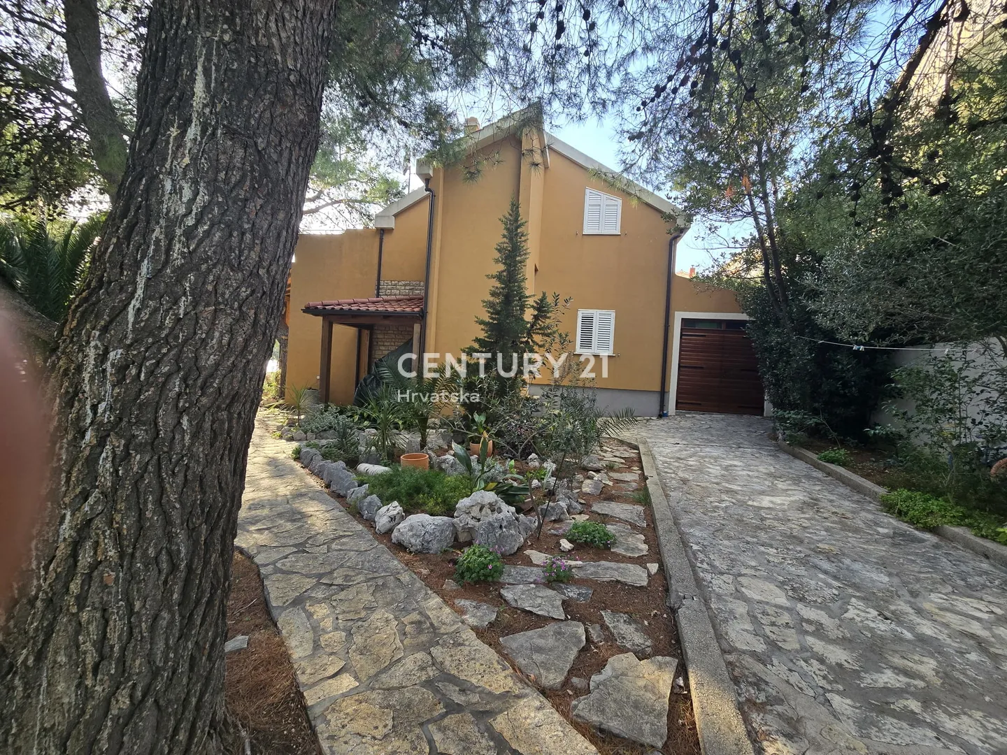 kuća prvi red do mora | 2 apartmana | 400 m² čestica | vez za brod - slika 5