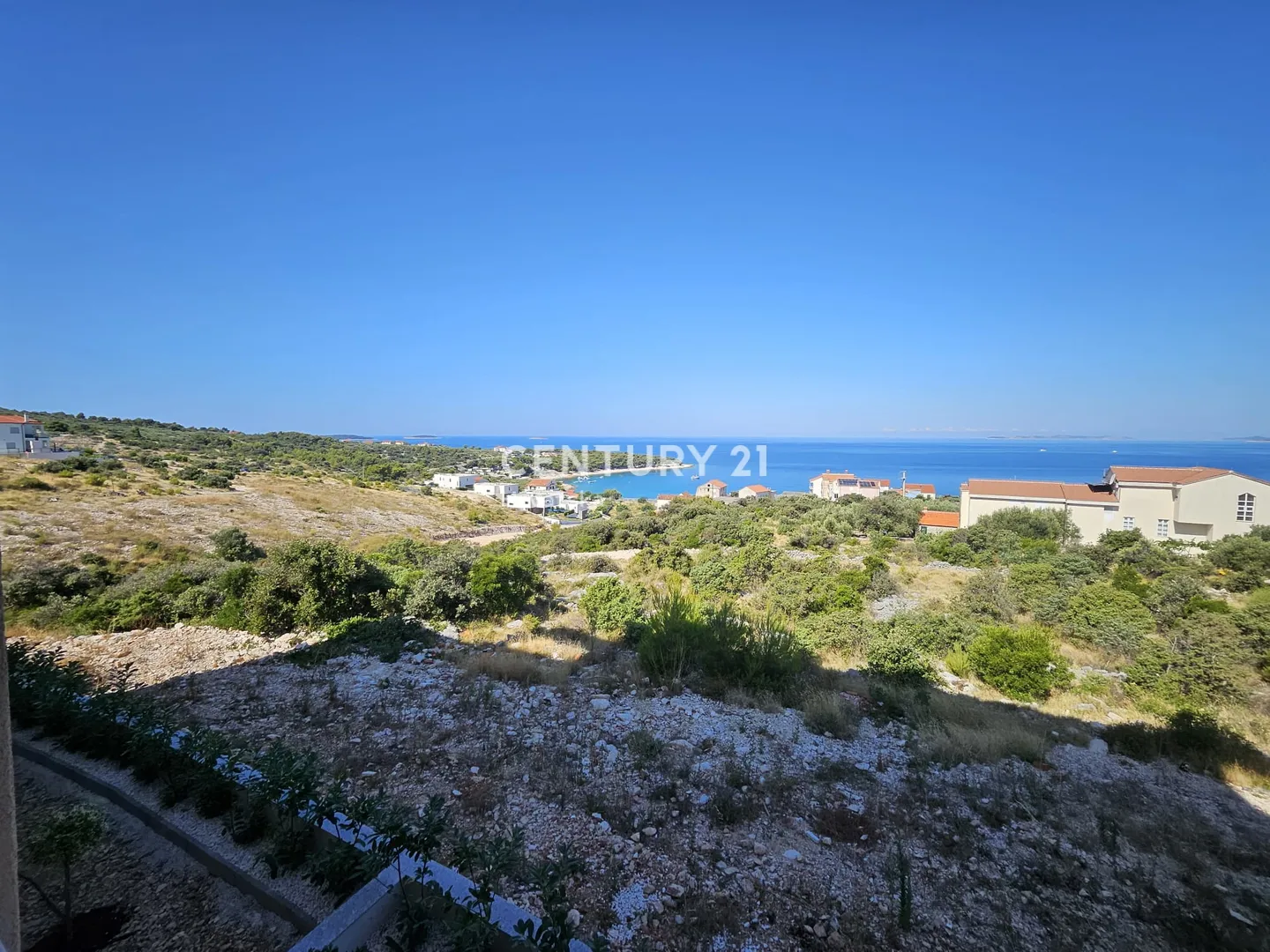 apartman na prvom katu s pogledom na more- dolac, primošten - slika 23