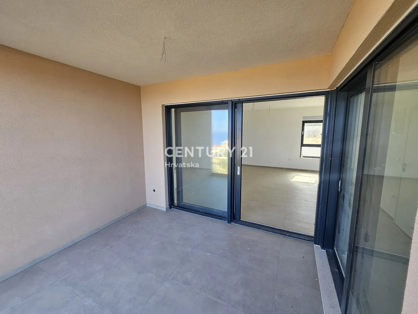 apartman na prvom katu s pogledom na more- dolac, primošten - slika 25
