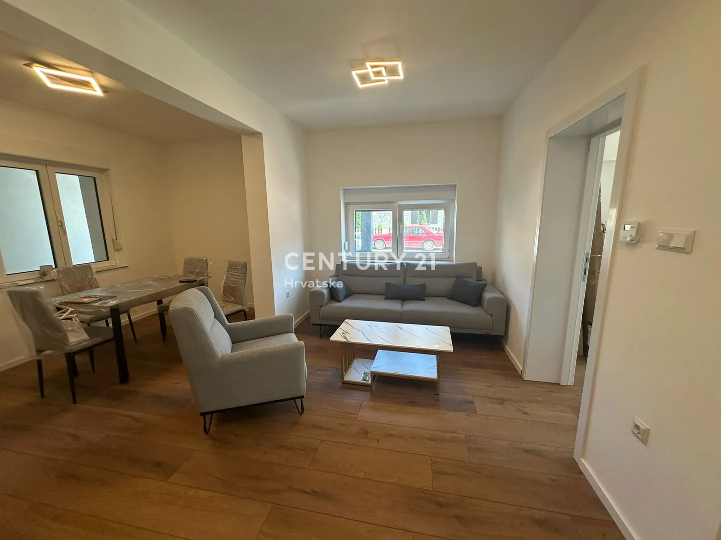 višestambena kuća sa 4 odvojena stana 263 m² , gornja dubrava (trnovčica) - slika 3