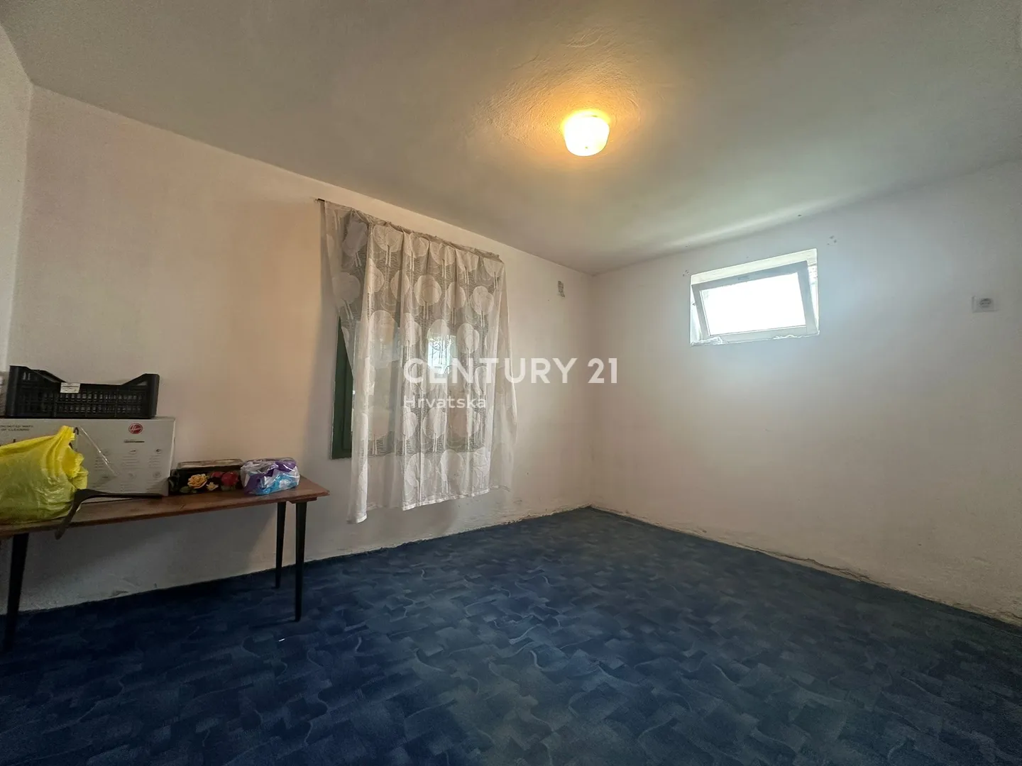 prodaja kuće u strahonincu – 180 m², velika parcela, uredni papiri - slika 6