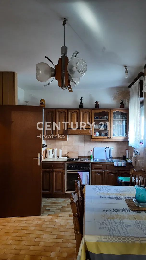 samostojeća kuća s pogledom na more – okrug gornji, 400 m² - slika 8