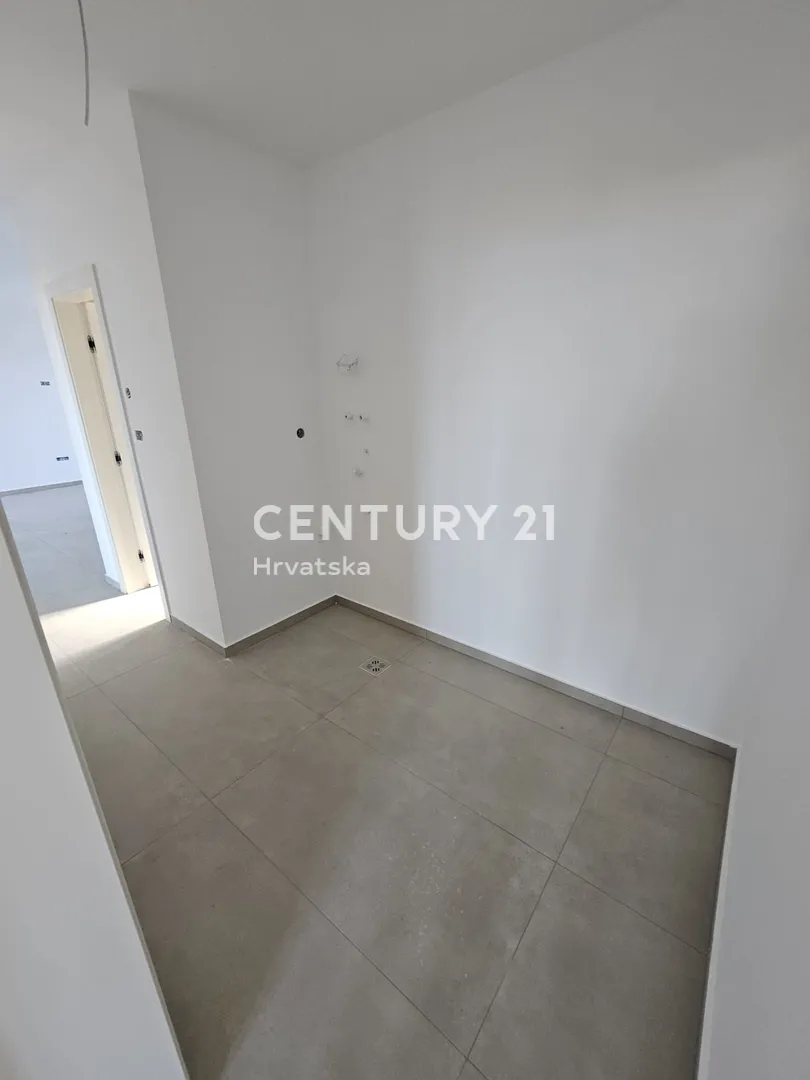 apartman u prizemlju s pogledom na more i vrtom - dolac, primošten - slika 27