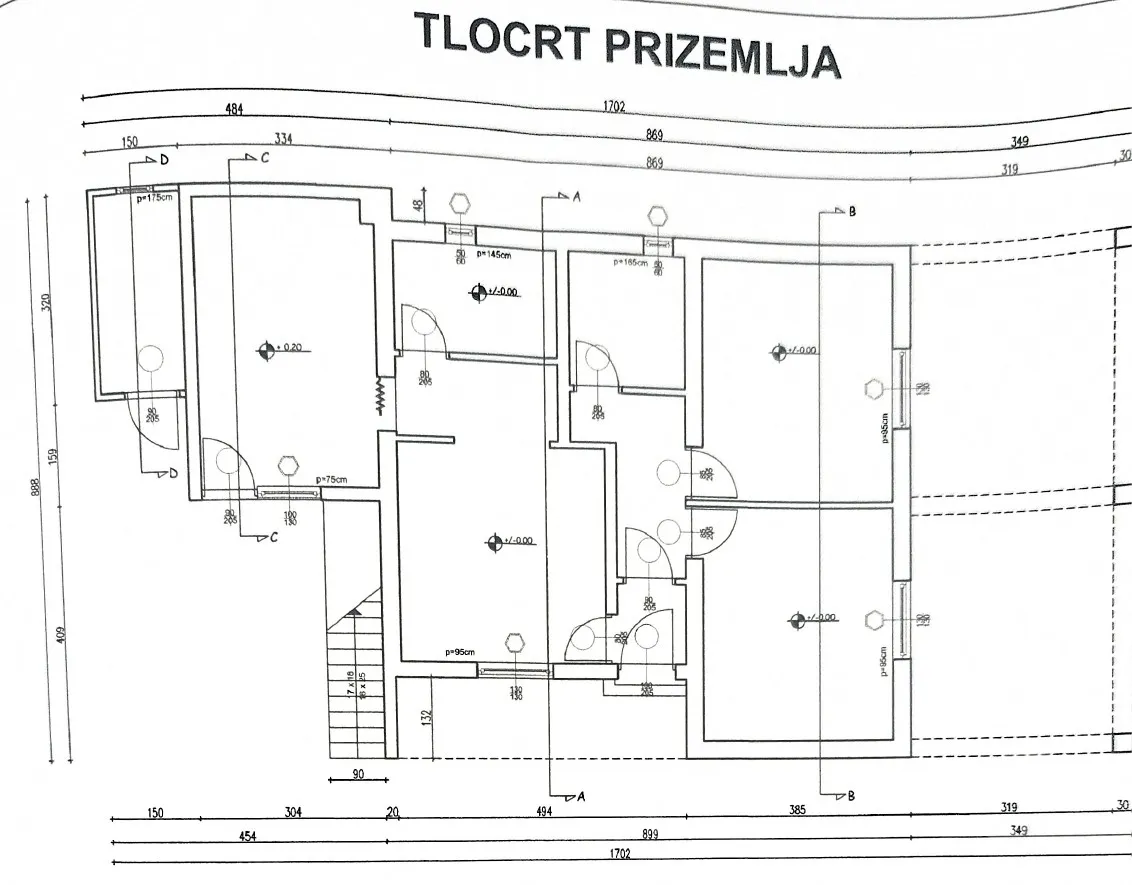prodaja kuća u centru vodica (5 apartmana) – 278 m² - slika 55