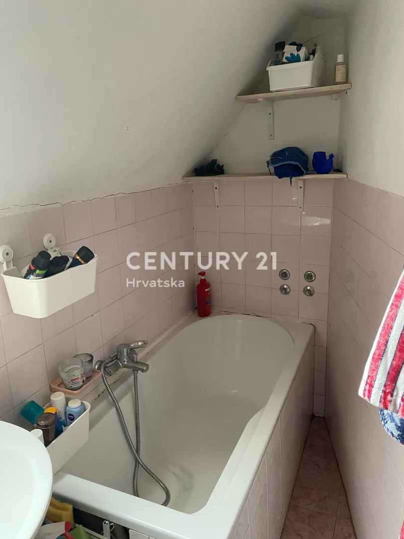 stan 50 m² u baroknoj palači – centar zagreba - slika 12