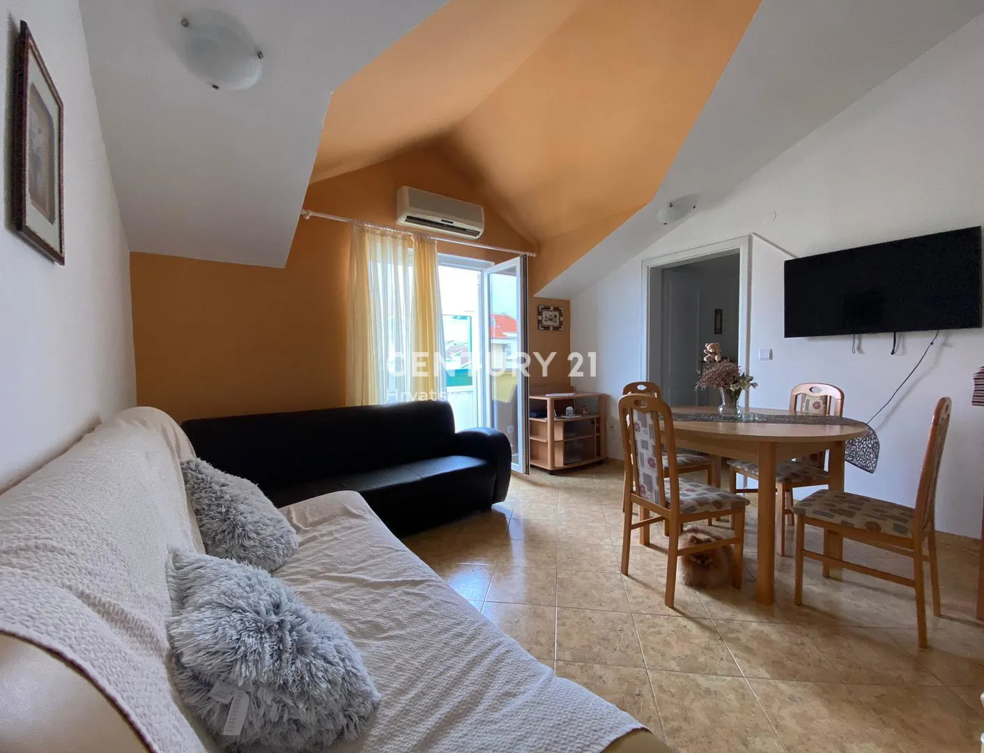 dvosoban stan sa terasom i pogledom na more 56 m², novalja - slika 5