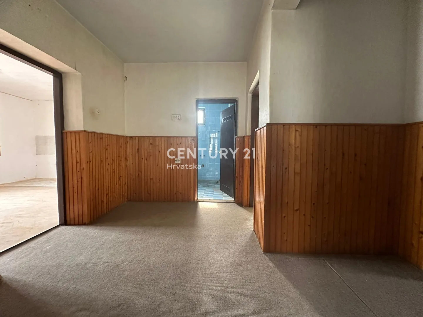 prodaja kuće u strahonincu – 180 m², velika parcela, uredni papiri - slika 9