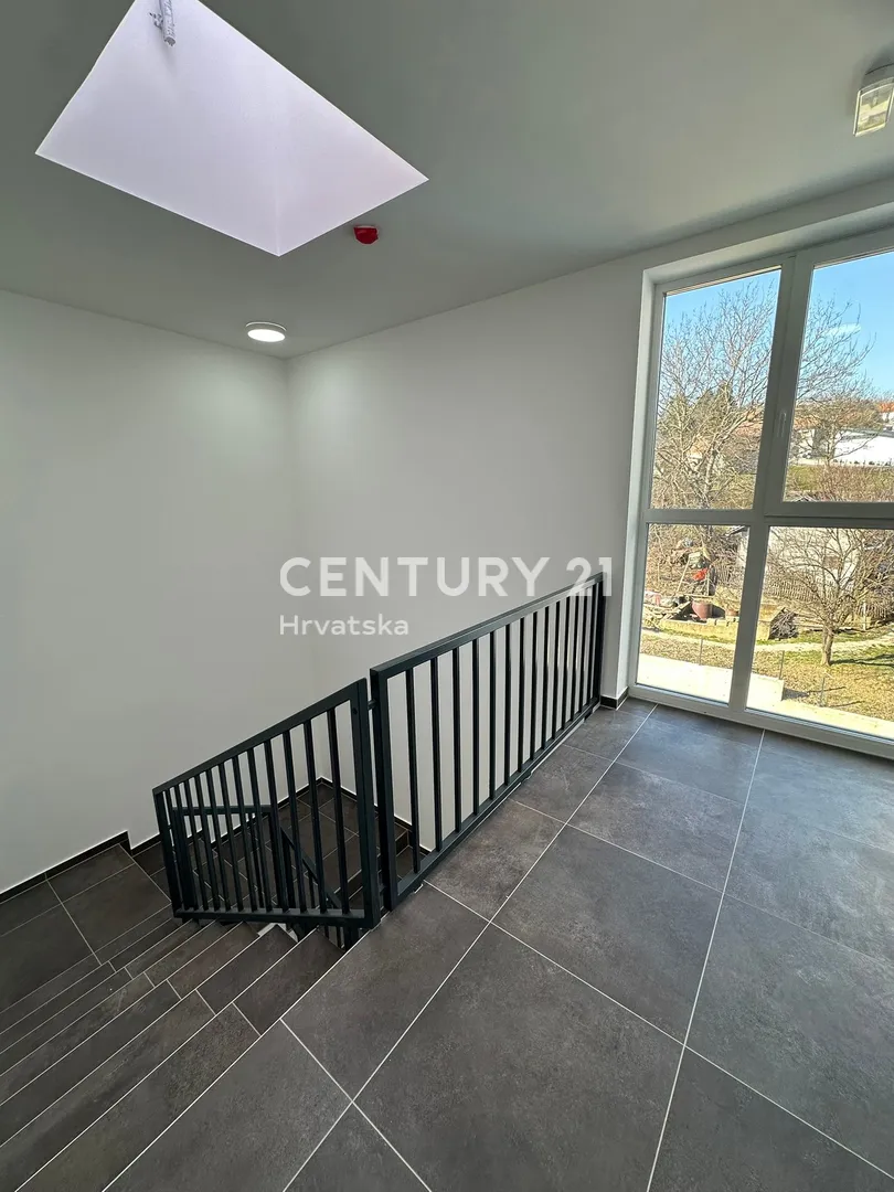 penthouse 123 m² sa balkonom i terasom – grana, novi marof - slika 11