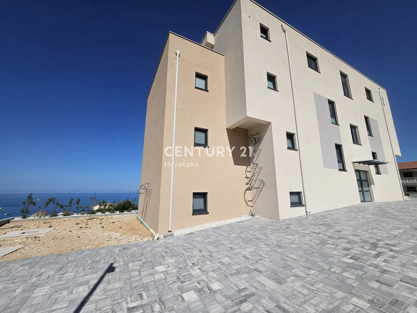 apartman na prvom katu s pogledom na more- dolac, primošten - slika 7
