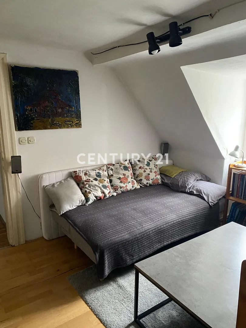 stan 50 m² u baroknoj palači – centar zagreba - slika 4