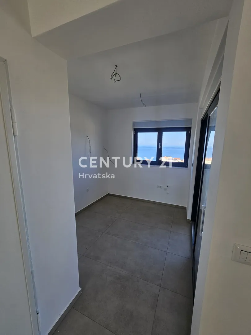 apartman na drugom katu s pogledom na more- dolac, primošten - slika 18