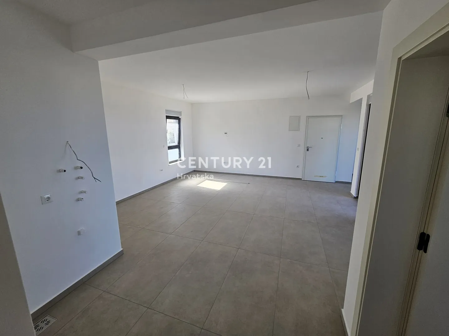apartman na prvom katu s pogledom na more- dolac, primošten - slika 35