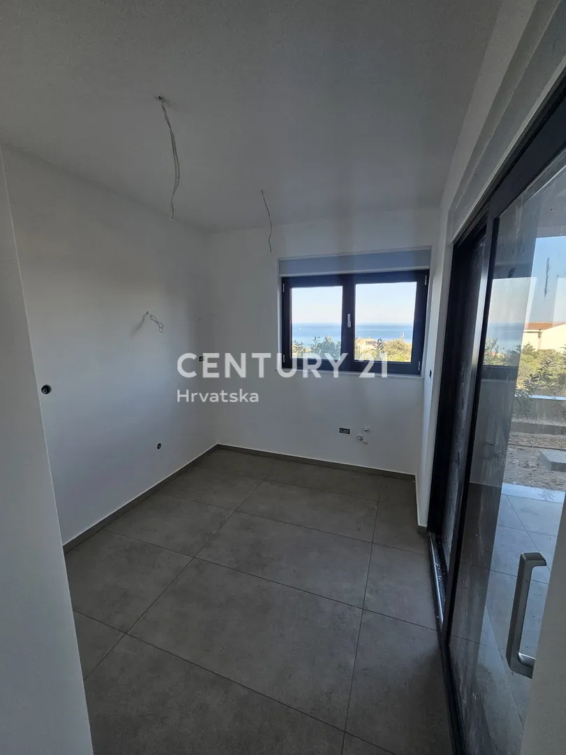 apartman u prizemlju s pogledom na more i vrtom - dolac, primošten - slika 25