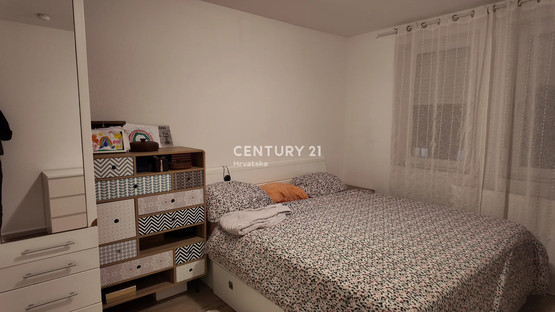 kompletno namješten stan 80,59 m2 bili brig -zadar - slika 16