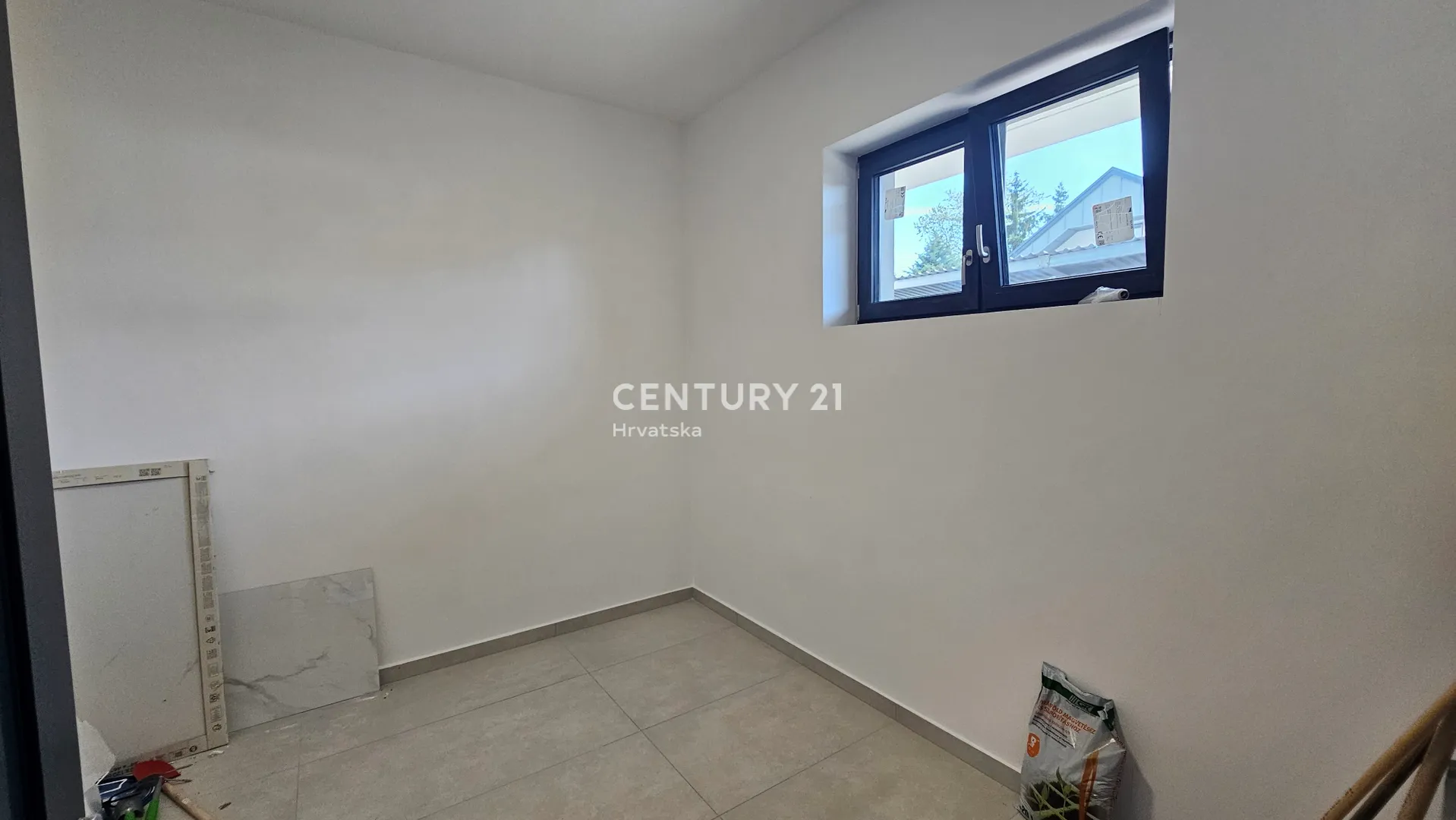 ivanec – centar | dvosobni stan 48,33 m² + lođa 8,30 m² | 1. kat | novogradnja | ključ u ruke | pogled na ivanščicu - slika 15