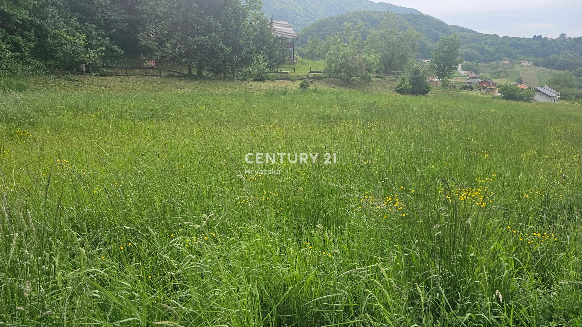 vitešinec (ivanec) | građevinsko zemljište 3938 m² | 3 minute od ivanca | pogled na ivanec - slika 9