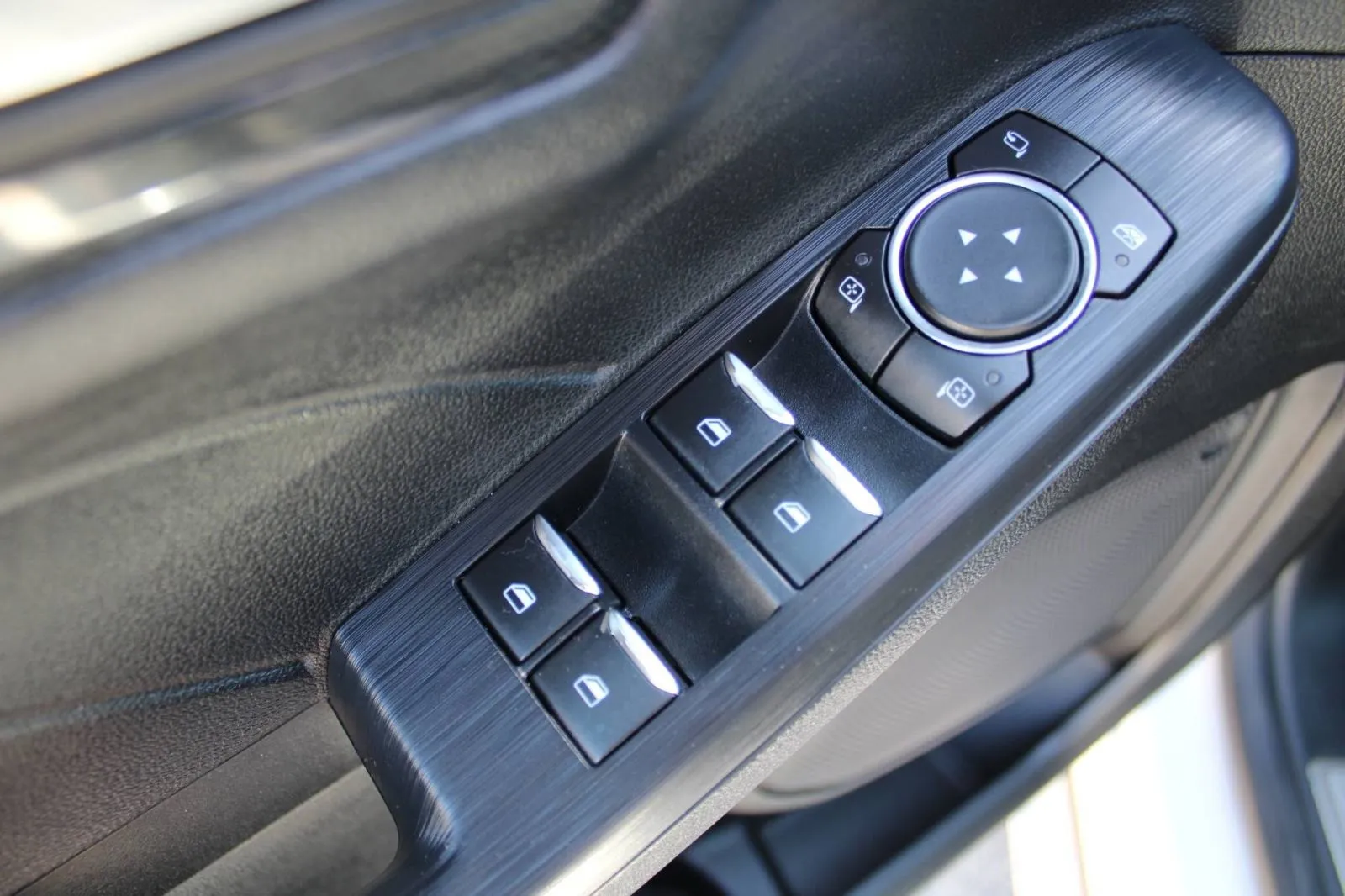 ford kuga 1.5 ecoboost st-line *led, navigacija, kamera* - slika 23