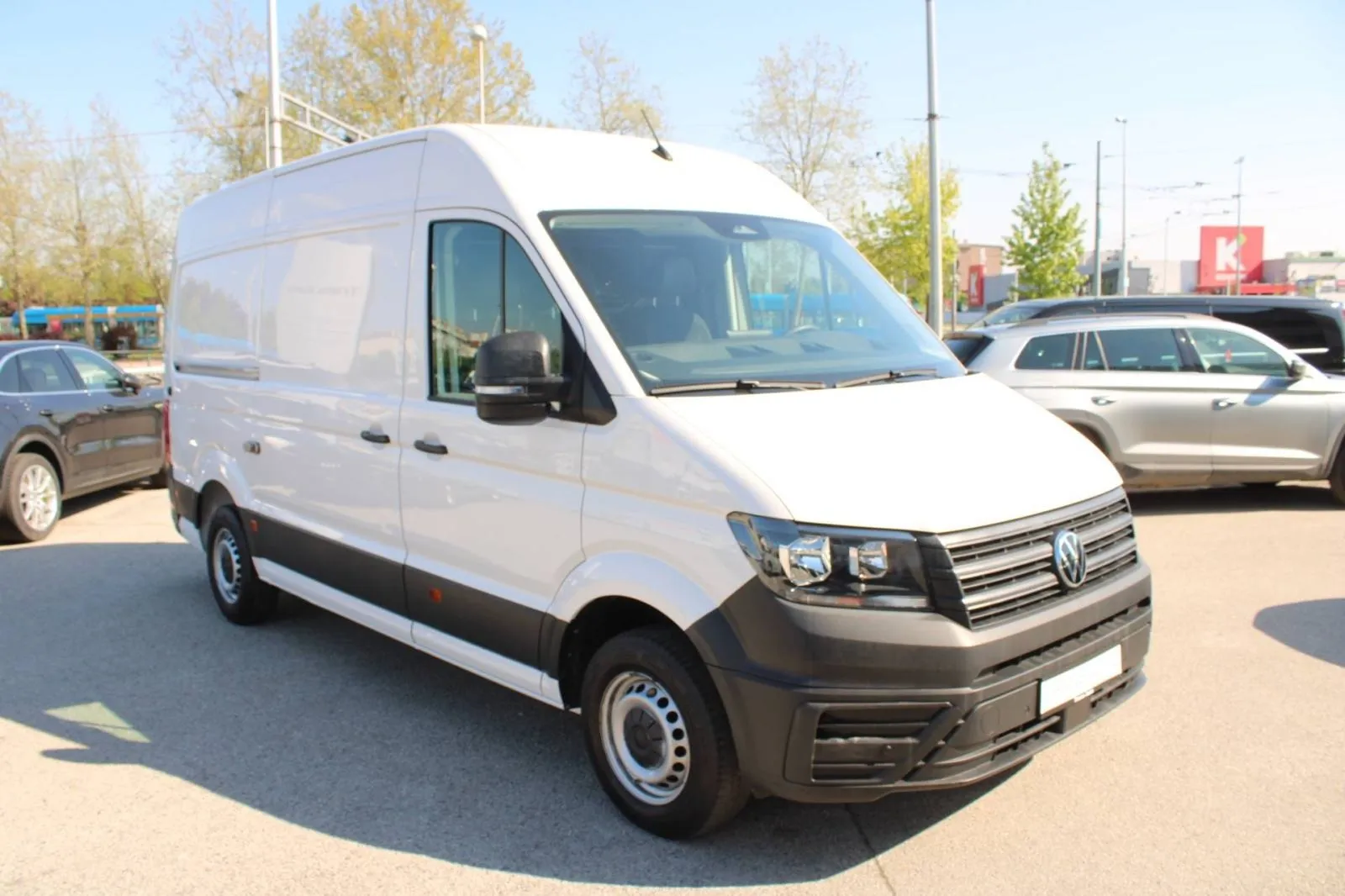 vw crafter 2.0 tdi l3h3 140ks *kamera*, 2024 god. - slika 3