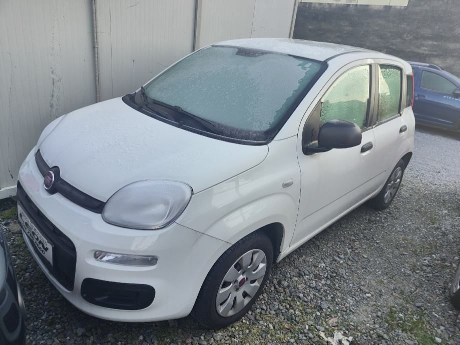 Fiat Panda 1,2,2015 GOD, 140000 KM, KLIMA,KARTICE - Slavonski Brod