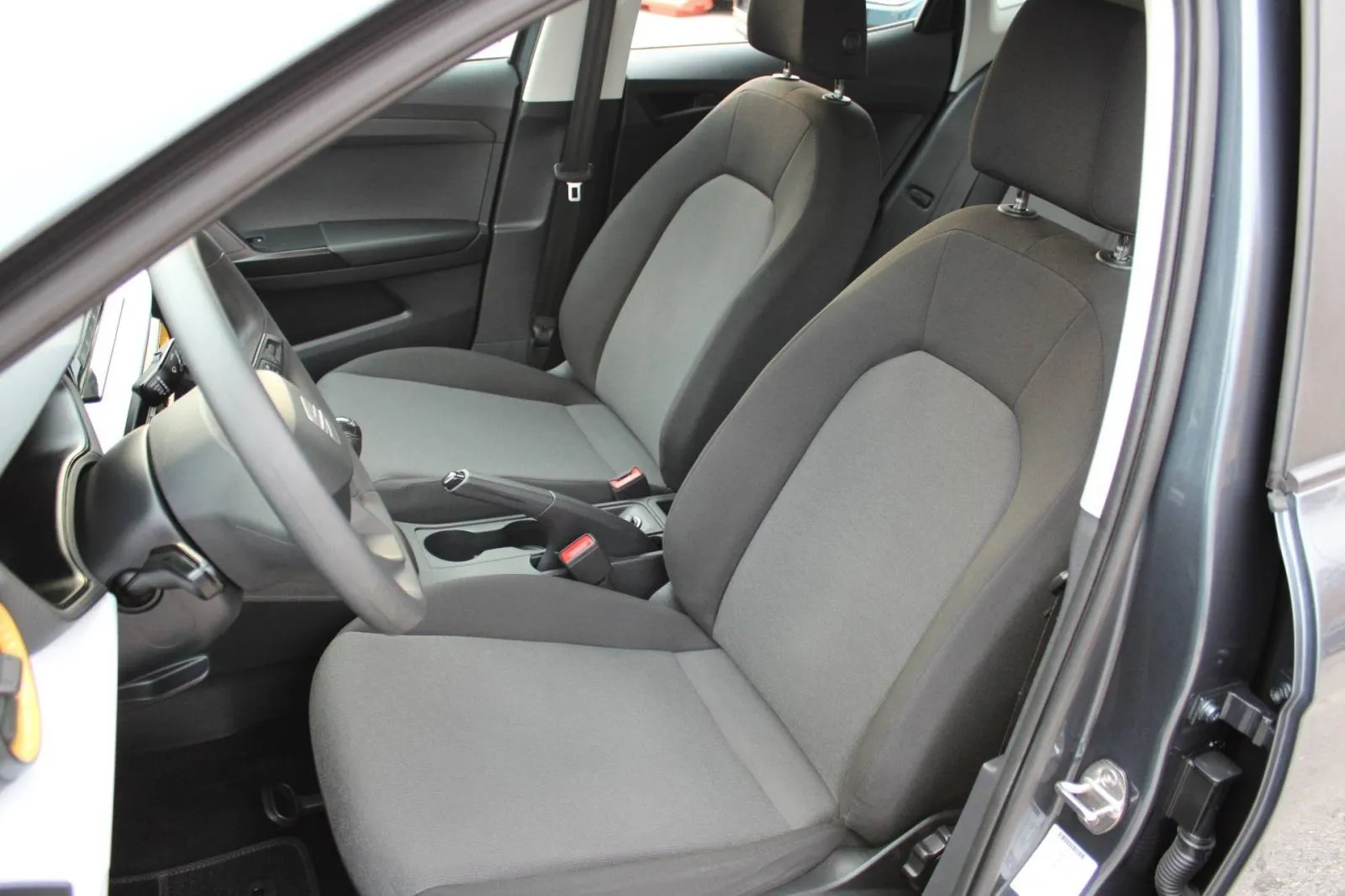 seat arona 1.0 tsi - slika 9
