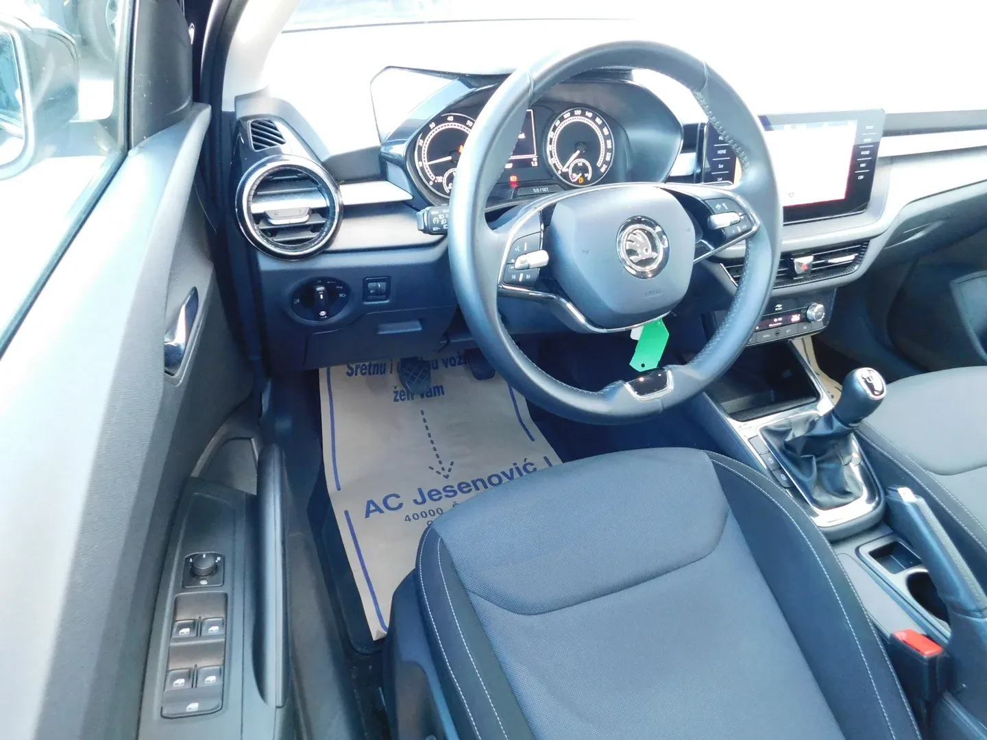 12500 škoda fabia clever 1.0 - slika 8