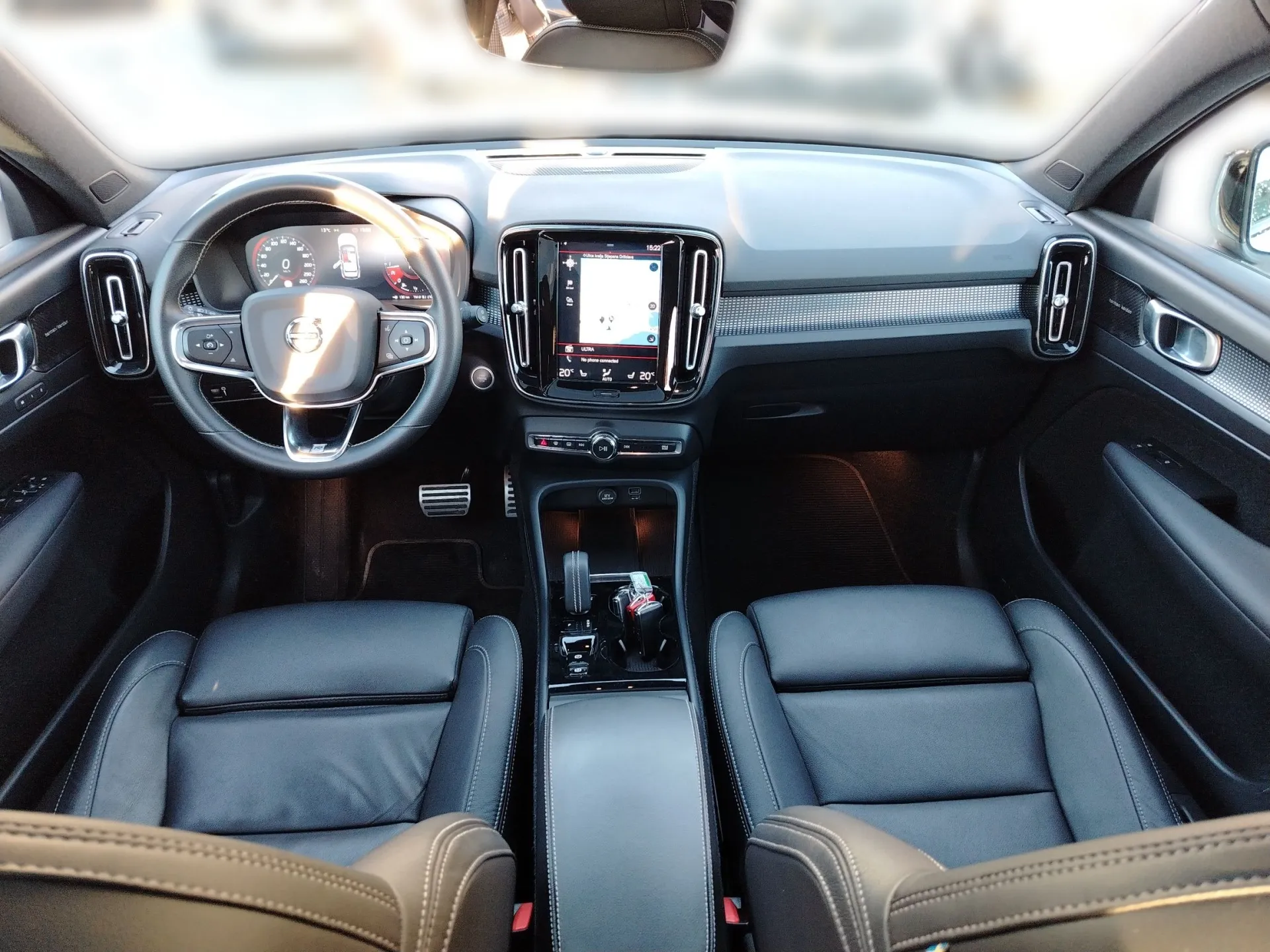 volvo xc40 d3 - slika 10