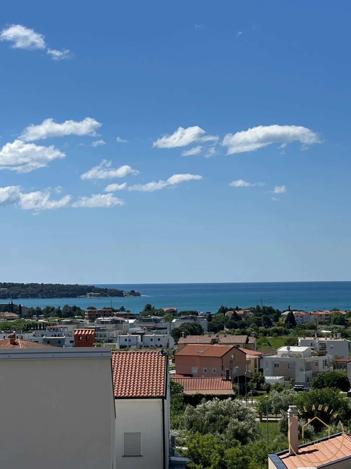 Dvosoban stan sa prekrasnim pogledom na more - Novigrad