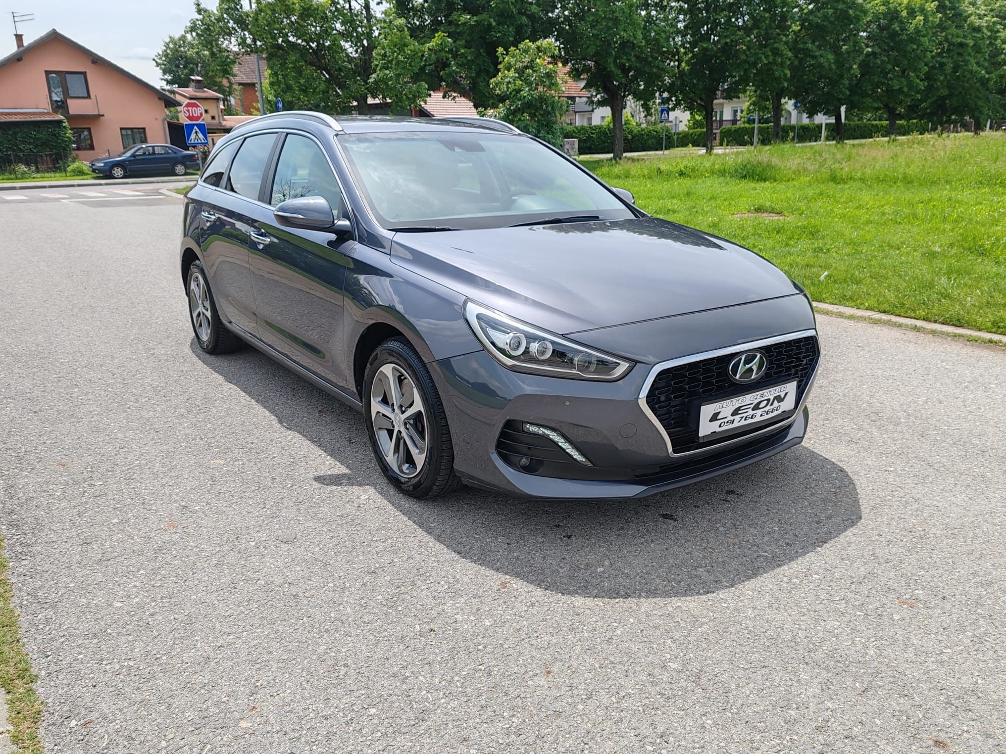 hyundai i30 1.6 crdi automatik, 67000 km . 2018 g - slika 3