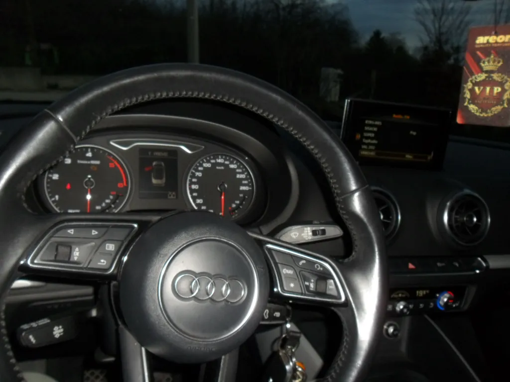 audi a3 kabriolet 1.6 tdi 2017g - slika 7