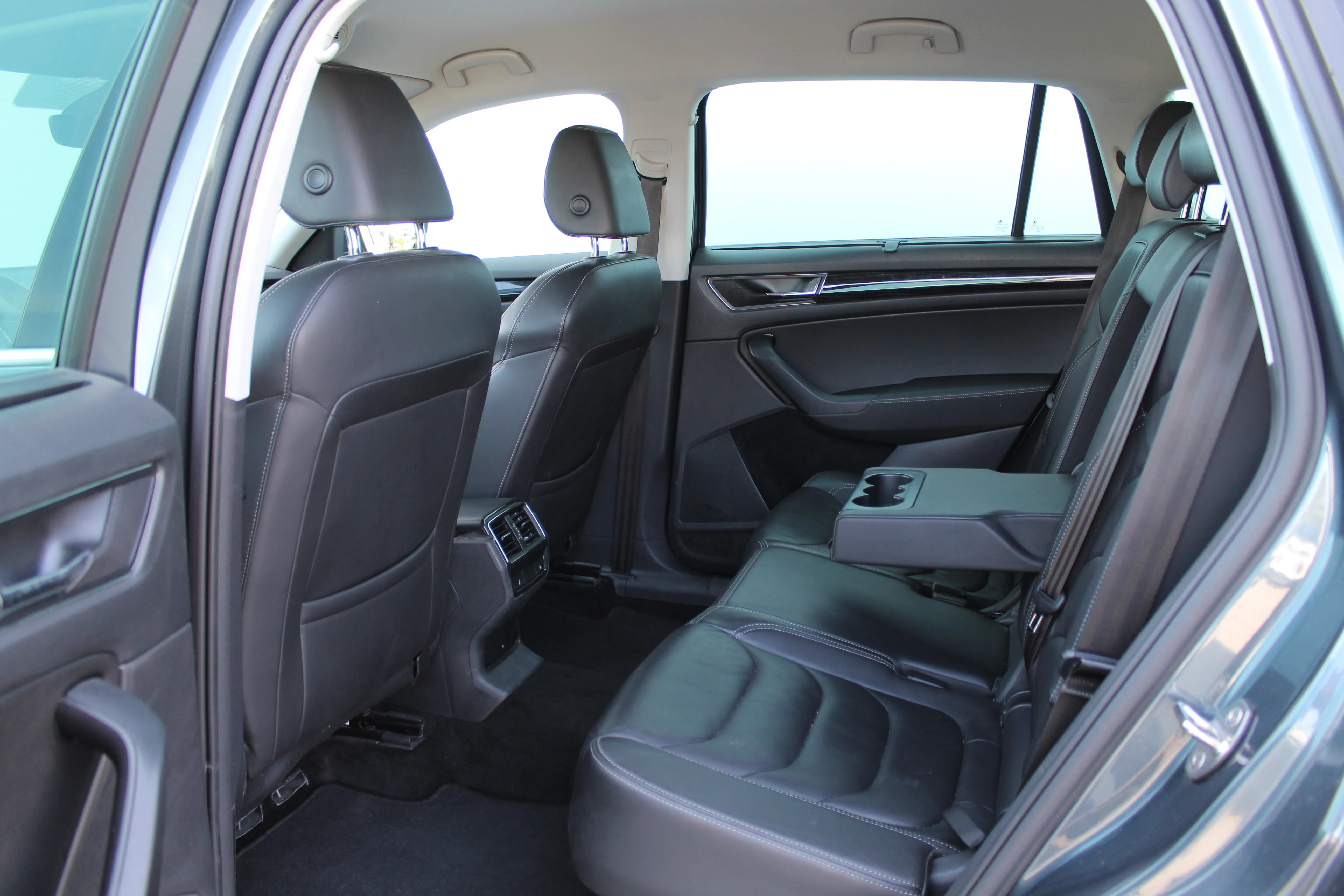 13113 škoda kodiaq style 2.0 tdi dsg - slika 11