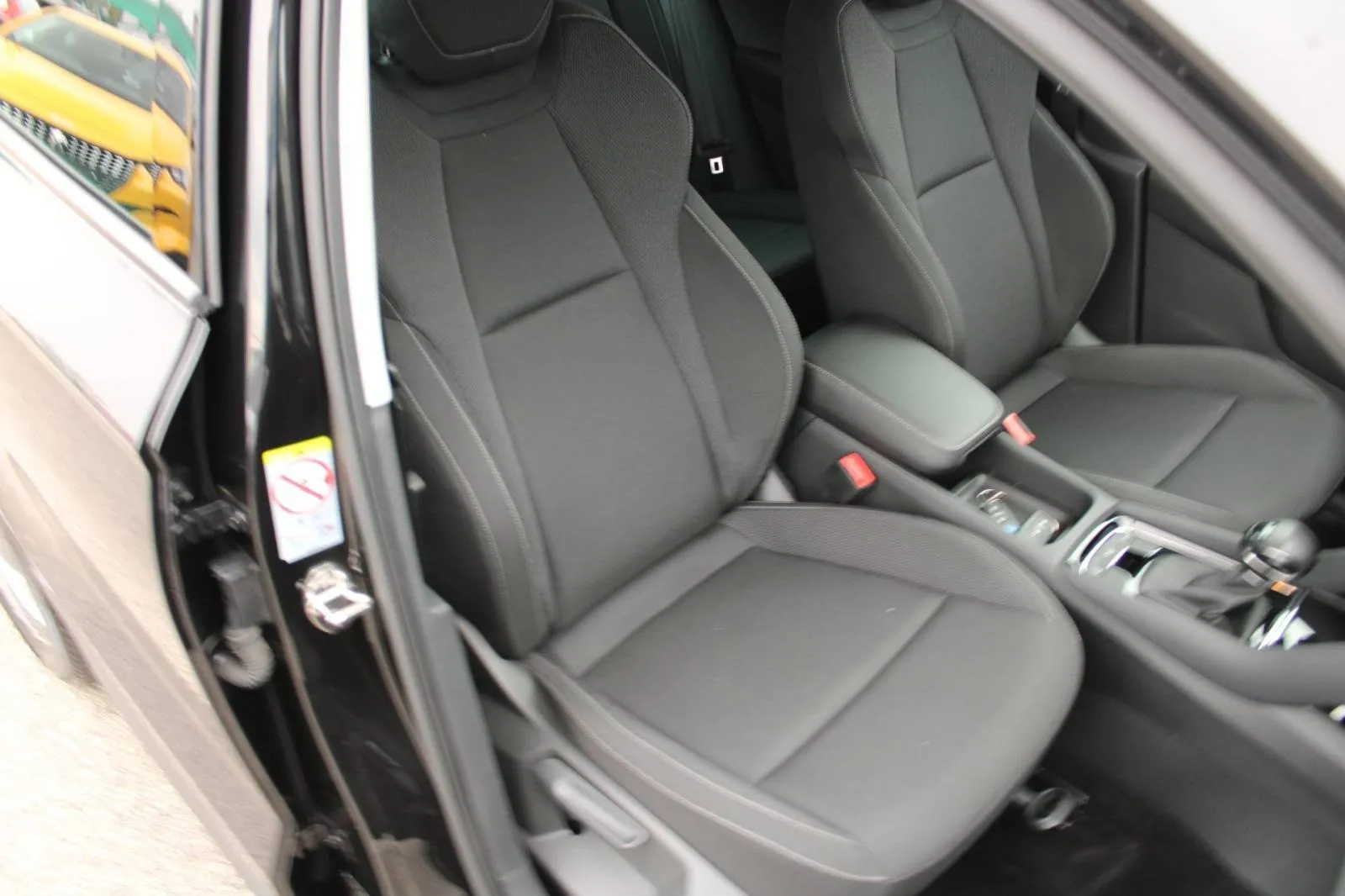 škoda karoq 2.0 tdi dsg *led, navigacija, kamera* - slika 13