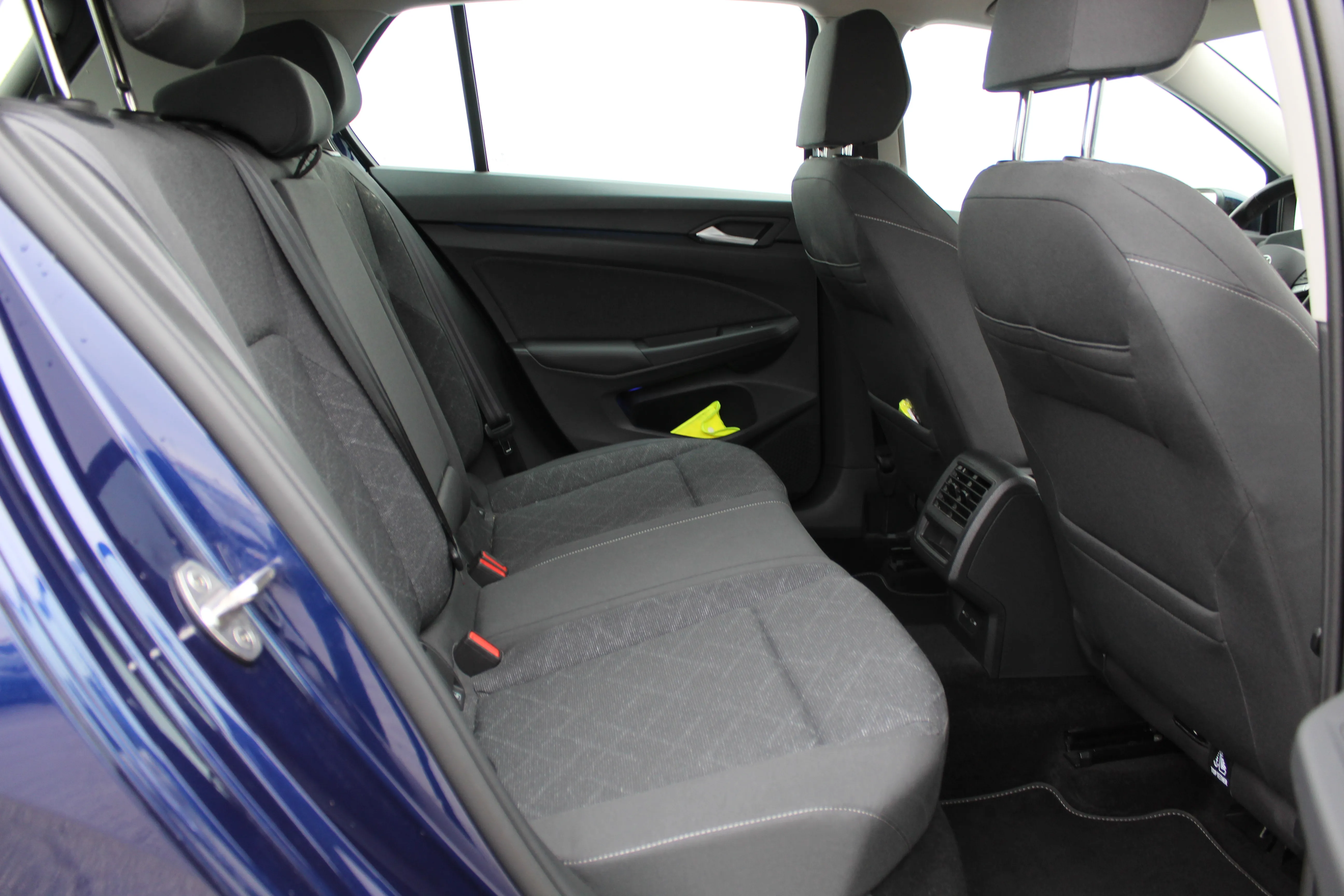 13155 volkswagen golf 1.0 tsi life - slika 13