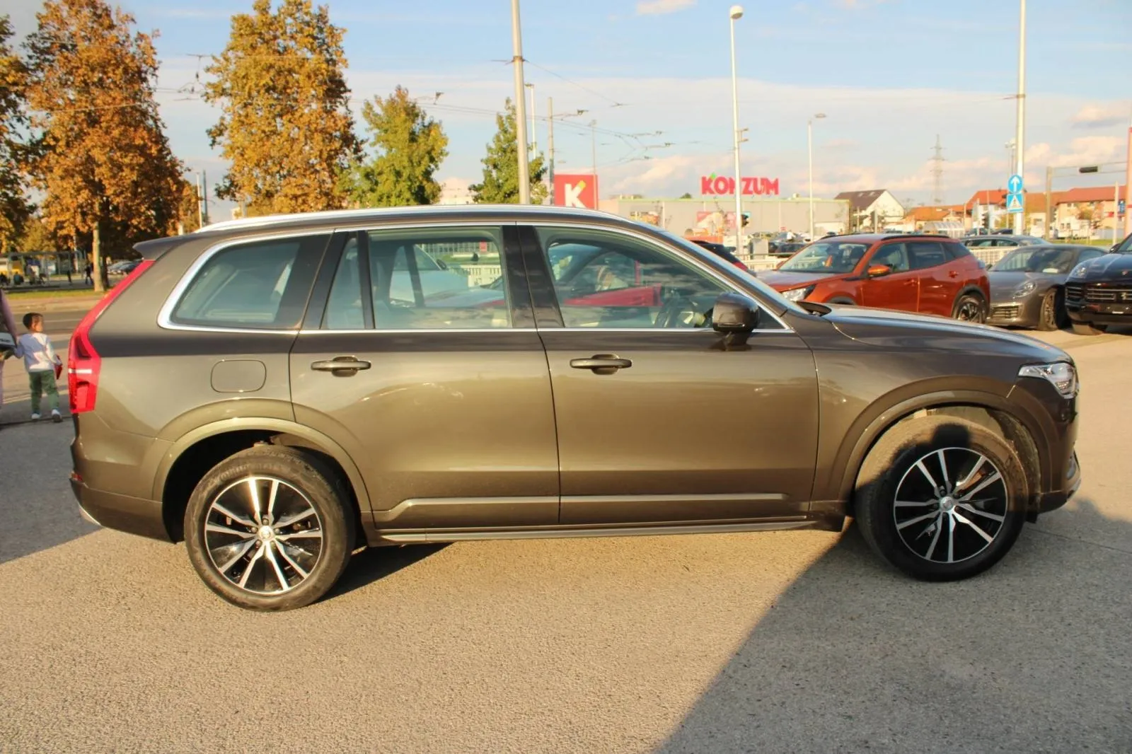 volvo xc90 b5 awd automatik *led, navigacija, kamera* - slika 4