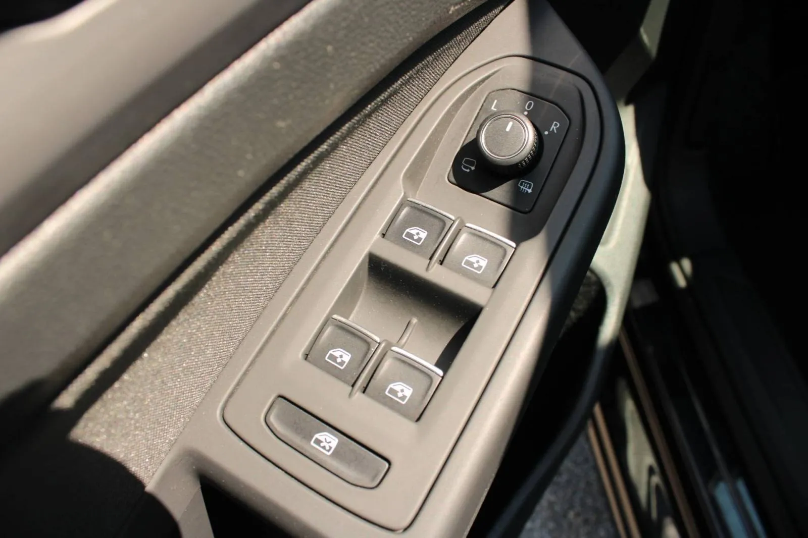 vw golf viii 1.4 e-hybrid dsg style *led, navigacija, kamera* - slika 13