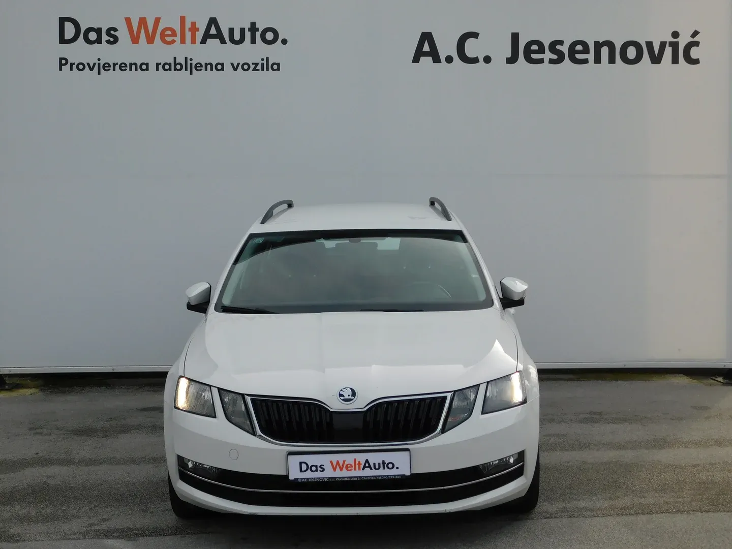 06021 škoda octavia combi style 1.6 tdi - slika 2