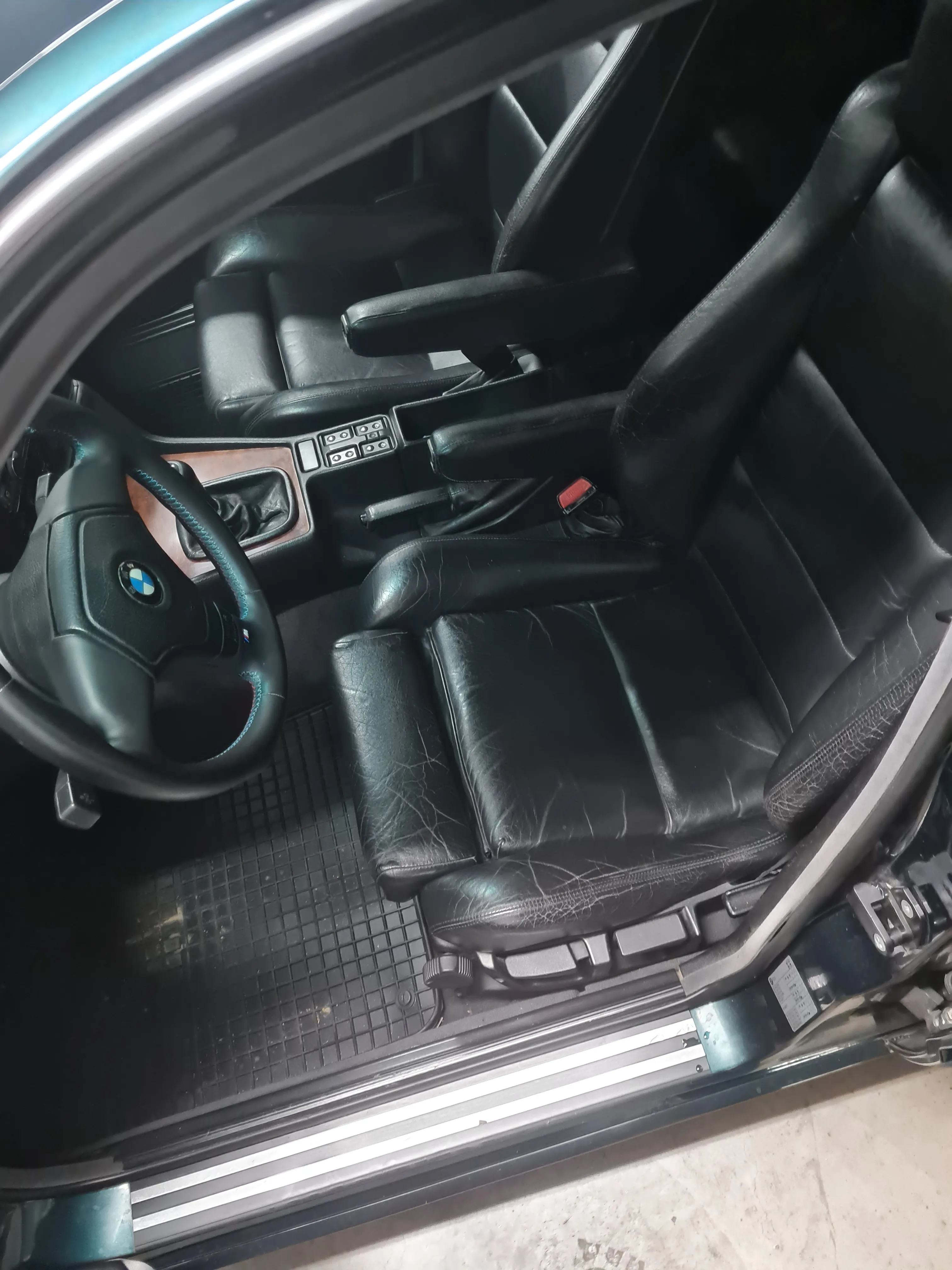 bmw e34 525i m sport - slika 27