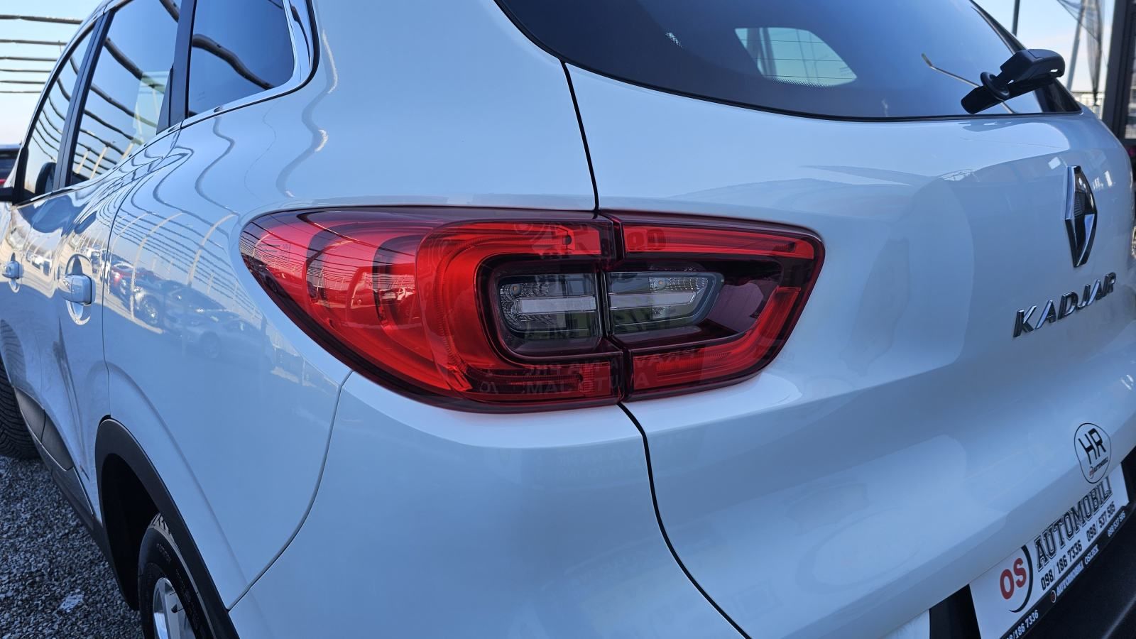 renault kadjar 1.5 dci,navigacija,led,tempomat,alu 17,pdc,abs,odličan - slika 3