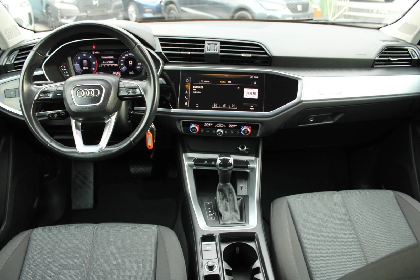 audi q3 40 tdi quattro s-tronic *navigacija* - slika 13