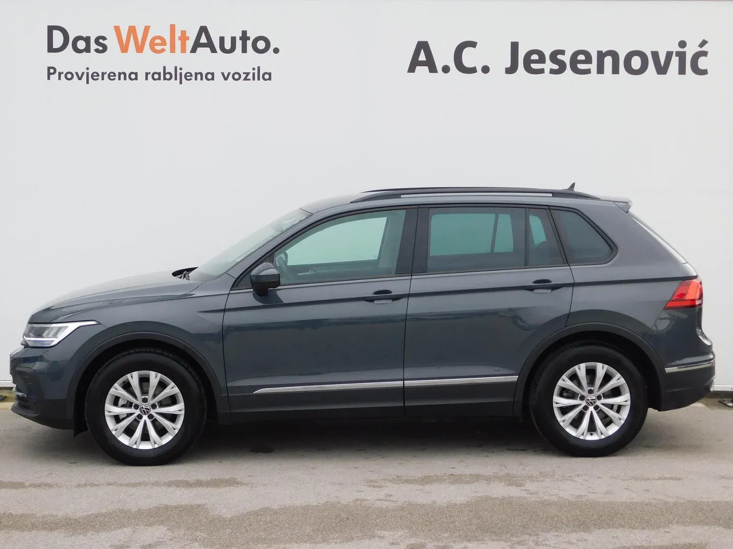 10189 volkswagen tiguan 2.0 tdi life - slika 6