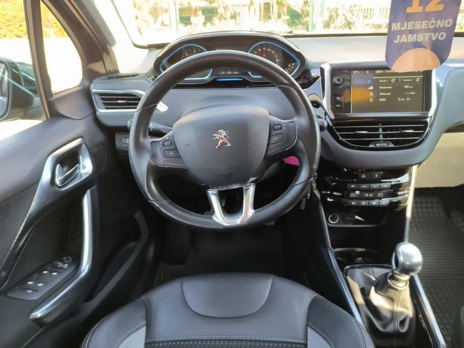 peugeot 2008 1,6 e-hdi 115 ks, servisna, v. servis, jamstvo, reg. 1 g. - slika 12