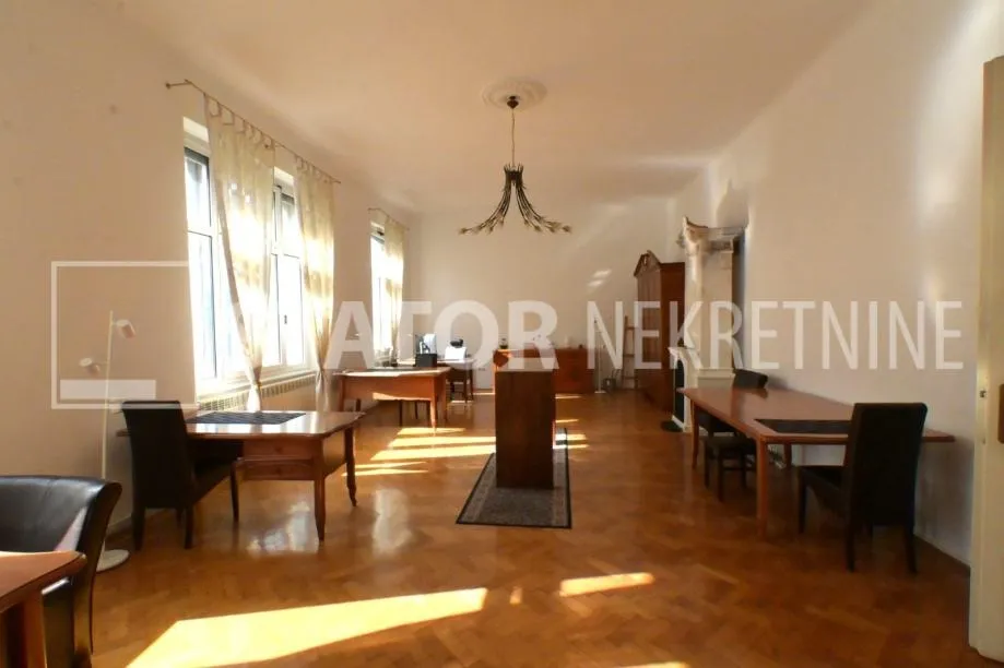 Poslovni prostor: Zagreb (MIHANOVIĆEVA ), uredski, 105 m2