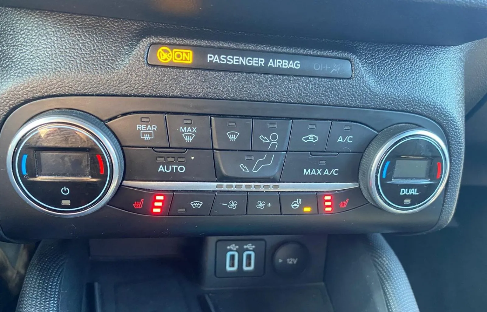 ford focus karavan active,jamstvo do 2 god,vozilo u sustavu pdv-a - slika 6