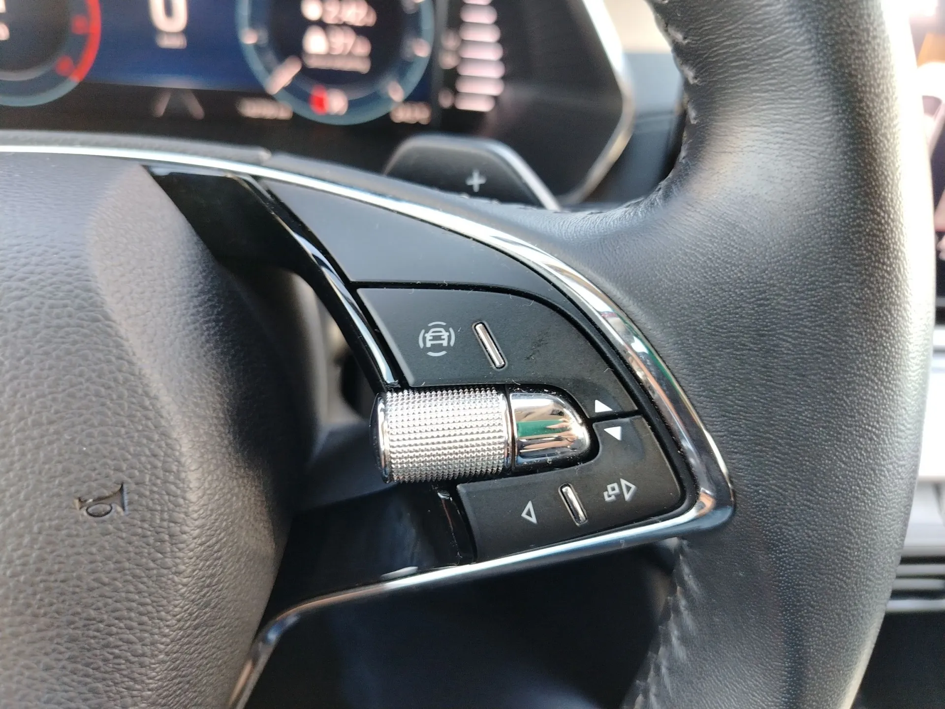 škoda octavia combi 2.0 tdi dsg ambition - slika 17