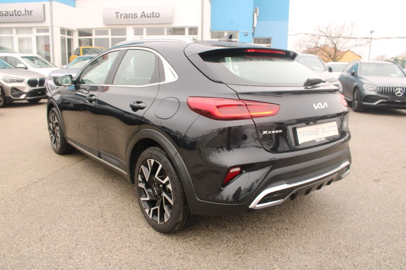 kia xceed 1.6 crdi automatik *led, navigacija, kamera* - slika 7