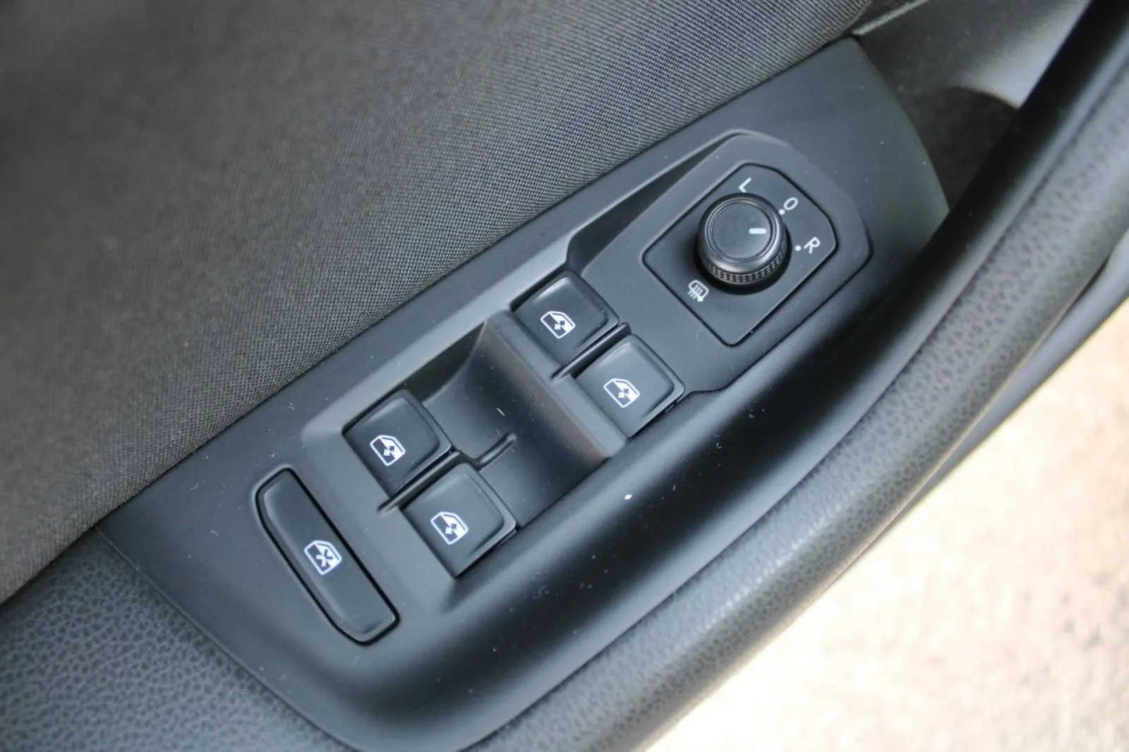 vw passat gte dsg plug-in hybrid *led, navigacija* - slika 7